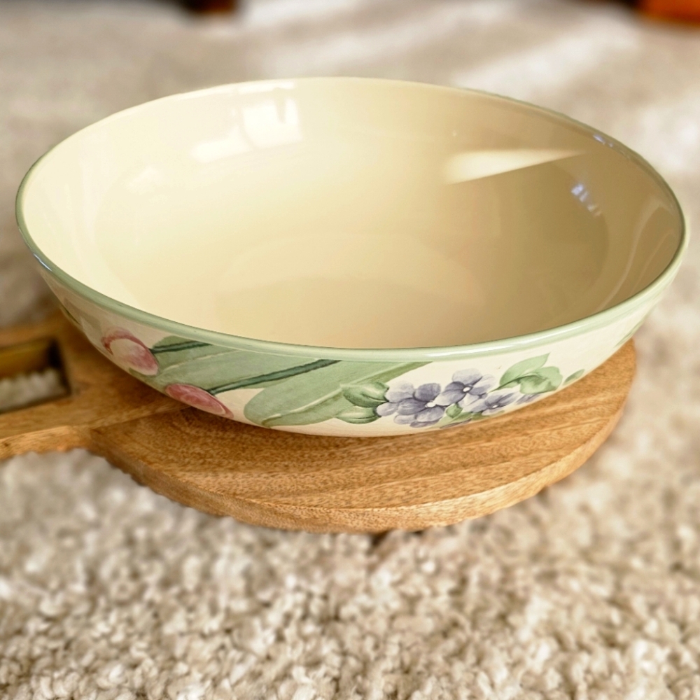 Pfaltzgraff Large Garden Party Serving Bowl
